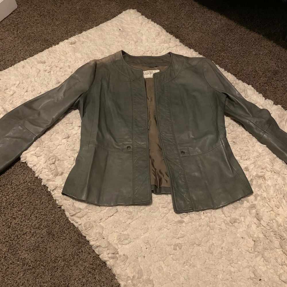 MaxMara Vintage Green Women’s Genuine Leather Jacket made in Italy (US SZ 12)